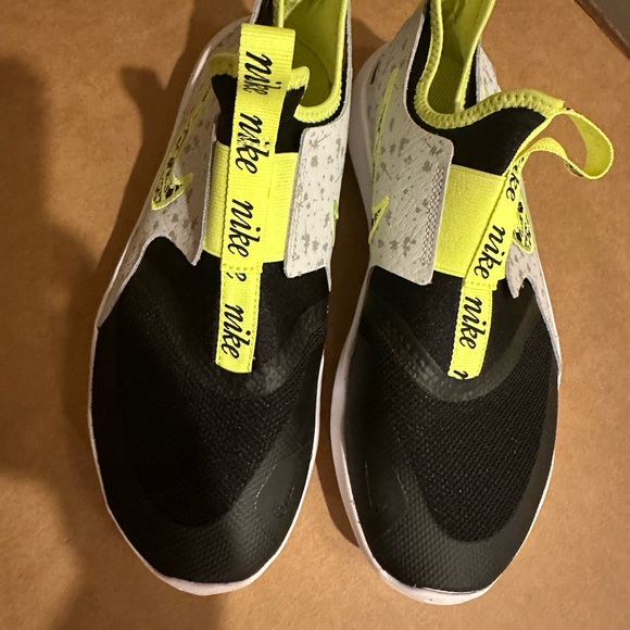 Nike Tennis - Picture 5 of 5